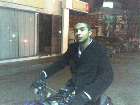 c le jour dial 01/01/2008  00h45 lol nayda ac l3achran