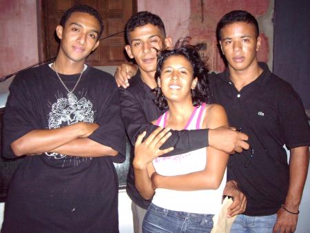 ac mes couz1s